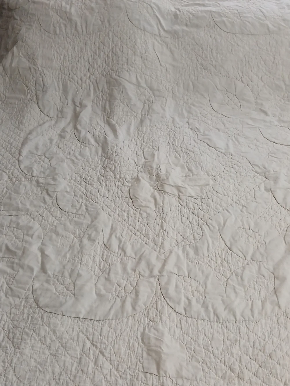 Beautiful Vintage Handmade Quilt